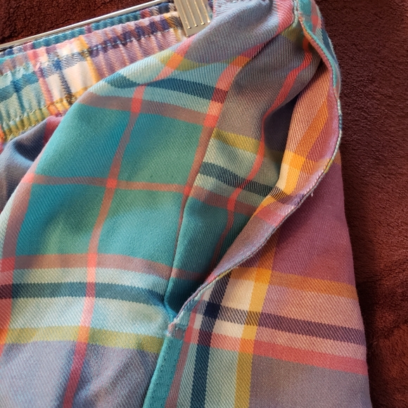 Colorful Plaid Shorts - Picture 5 of 7